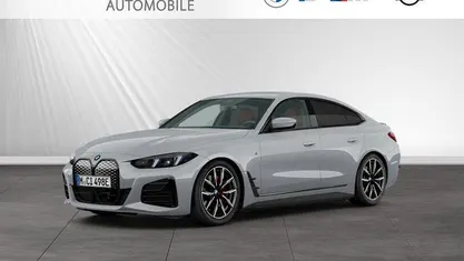 Brooklyn grau metallic Gebraucht 2025 BMW i4 M Sport Limousine | 48.800 € (Superpreis)