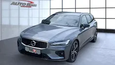 Grau Gebraucht 2021 Volvo V60 R-Design Kombi | 32.900 € (Fairer Preis)
