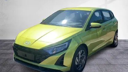 Neu Hyundai i20 Comfort 90 PS (66 kW) 2025 Lucid lime / met Kleinwagen