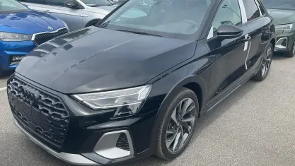 Neu Audi A3 204 PS (150 kW) 2026 Mhytosschwarz metallic SUV