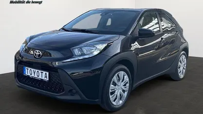 Neu Toyota Aygo X Play 72 PS (52 kW) 2025 Mysticschwarz SUV