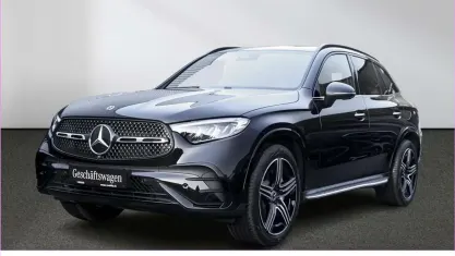 Gebraucht Mercedes GLC200 AMG 204 PS (150 kW) 2026 Lack obsidianschwarz met SUV