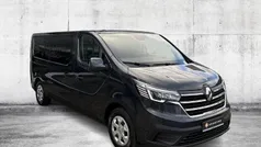 Grau Gebraucht 2024 Renault Trafic Life Van | 34.880 € (Guter Preis)