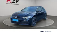 Schwarz Gebraucht 2020 VW Golf VIII Life Limousine | 15.980 € (Fairer Preis)