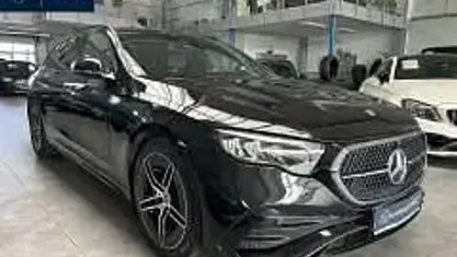 Usata Mercedes E200 AMG 204 CV (150 kW) 2023 Nero Station wagon
