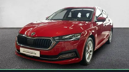 Gebraucht Skoda Octavia Style 150 PS (110 kW) 2023 Rot Kombi