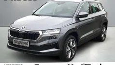 Gebraucht 2025 Skoda Karoq Selection SUV | 33.995 € (Fairer Preis)