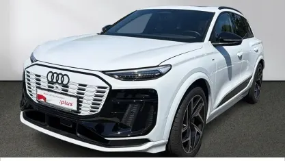 Gebraucht Audi Q6 e-tron Comfort 284 kW (387 PS) 2025 Gletscherweiß metallic SUV