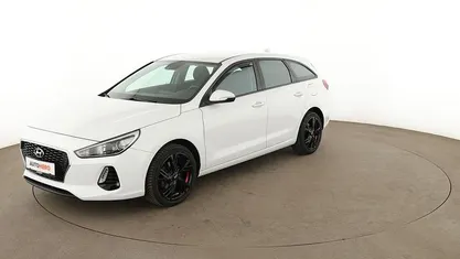 Gebraucht Hyundai i30 Select 101 PS (74 kW) 2018 Weiß Kombi