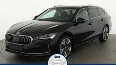 Onyx schwarz metallic Gebraucht 2024 Skoda Superb Selection Kombi | 40.495 € (Superpreis)