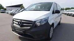 Gebraucht 2022 Mercedes Vito Van / Kleinbus | 34.391 € (Fairer Preis)