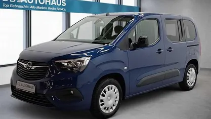 Blau Gebraucht 2022 Opel Combo Life Elegance Van / Kleinbus | 17.680 € (Guter Preis)
