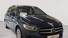 Denimblau metallic Gebraucht 2020 Mercedes B200 Van / Kleinbus | 16.590 € (Superpreis)
