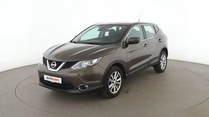 Braun Gebraucht 2017 Nissan Qashqai Acenta SUV | 12.610 € (Fairer Preis)