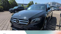 Schwarz Gebraucht 2020 Mercedes E200 AMG Kombi | 29.980 € (Superpreis)