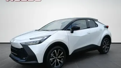 Neu Toyota C-HR 223 PS (164 kW) 2025 Schneeweiß/schwarz SUV