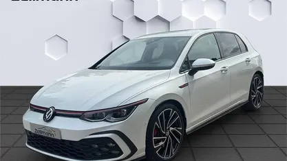Gebraucht VW Golf VIII GTI 245 PS (180 kW) 2024 Weiß Limousine