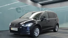 Schwarz Gebraucht 2024 VW Touran Highline Van / Kleinbus | 36.749 € (Fairer Preis)