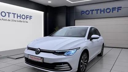 Gebraucht VW Golf VIII Active 150 PS (110 kW) 2022 Limousine