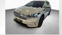 Moon weiss perleffekt Gebraucht 2024 Skoda Enyaq iV SUV | 41.450 € (Superpreis)