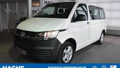 Polsterfarbe: schwarz Gebraucht 2022 VW T6.1 Van | 36.490 € (Fairer Preis)