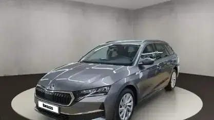 Gebraucht Skoda Octavia Selection 150 PS (110 kW) 2025 Graphitegrau metallic Kombi