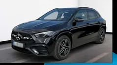 Metalliclack kosmosschwarz Gebraucht 2025 Mercedes GLA200 AMG SUV | 42.583 € (Fairer Preis)