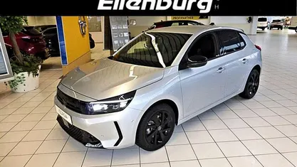 Silber Gebraucht 2024 Opel Corsa Limousine | 18.290 € (Fairer Preis)