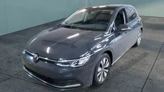 Grau Gebraucht 2024 VW Golf VIII Move Limousine | 24.970 € (Fairer Preis)