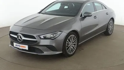 Gebraucht Mercedes CLA200 Progressive 163 PS (119 kW) 2020 Grau Limousine