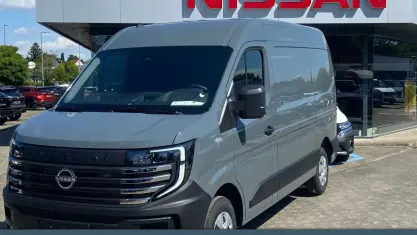 Neu Nissan Interstar N-Connecta 125 PS (91 kW) 2026 Grau Van