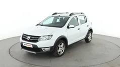 Weiß Gebraucht 2015 Dacia Sandero Prestige Kleinwagen | 7.650 € (Fairer Preis)