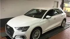 Weiss Gebraucht 2021 Audi A3 Sportback e-tron Advanced Limousine | 22.907 € (Guter Preis)