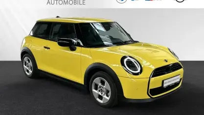 Gebraucht Mini Cooper 114 kW (156 PS) 2025 Sunny side yellow Kleinwagen