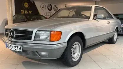 Usado Mercedes 500 231 CV (169 kW) 1983 Plateado Coupe