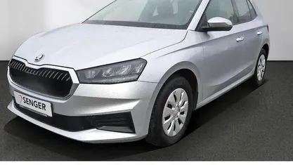 Gebraucht Skoda Fabia Ambition 80 PS (58 kW) 2023 Brillantsilber metallic Kleinwagen