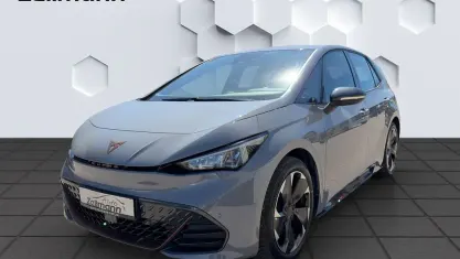 Usata Cupra Born 150 kW (204 CV) 2024 Grigio Utilitaria