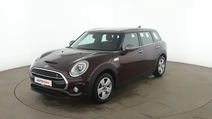 Rot Gebraucht 2018 Mini Cooper S Clubman Kombi | 17.960 € (Guter Preis)