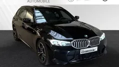 Saphirschwarz Gebraucht 2024 BMW 330 M Sport Kombi | 37.888 € (Superpreis)