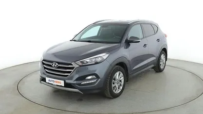 Grau Gebraucht 2017 Hyundai Tucson Style SUV | 15.890 € (Fairer Preis)
