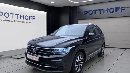 Gebraucht VW Tiguan Active 150 PS (110 kW) 2022 SUV