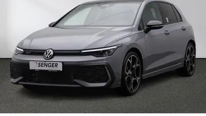 Gebraucht VW Golf VIII GTI 265 PS (194 kW) 2025 Limousine