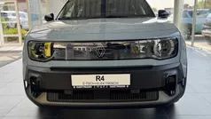 Gebraucht 2025 Renault 4 E-Tech Komfort SUV | 34.649 € (Guter Preis)