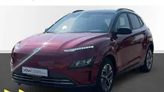 Rot Gebraucht 2024 Hyundai Kona Trend SUV | 31.950 € (Guter Preis)