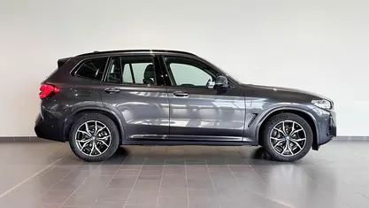 Grau Gebraucht 2022 BMW X3 M Sport SUV | 40.850 € (Fairer Preis)