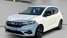Weiss Neu 2025 Dacia Sandero Journey Kleinwagen | 17.680 € (Fairer Preis)