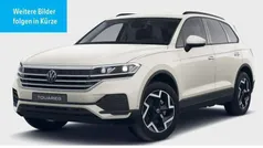Beige Gebraucht 2024 VW Touareg Basis SUV | 55.430 € (Guter Preis)