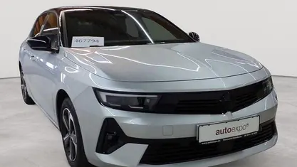 Gebraucht Opel Astra 131 PS (96 kW) 2024 Limousine