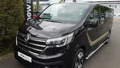 Schwarz Gebraucht 2023 Renault Trafic Van | 39.980 € (Teuer)