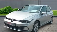 Gebraucht 2022 VW Golf VIII Life Limousine | 19.859 € (Fairer Preis)